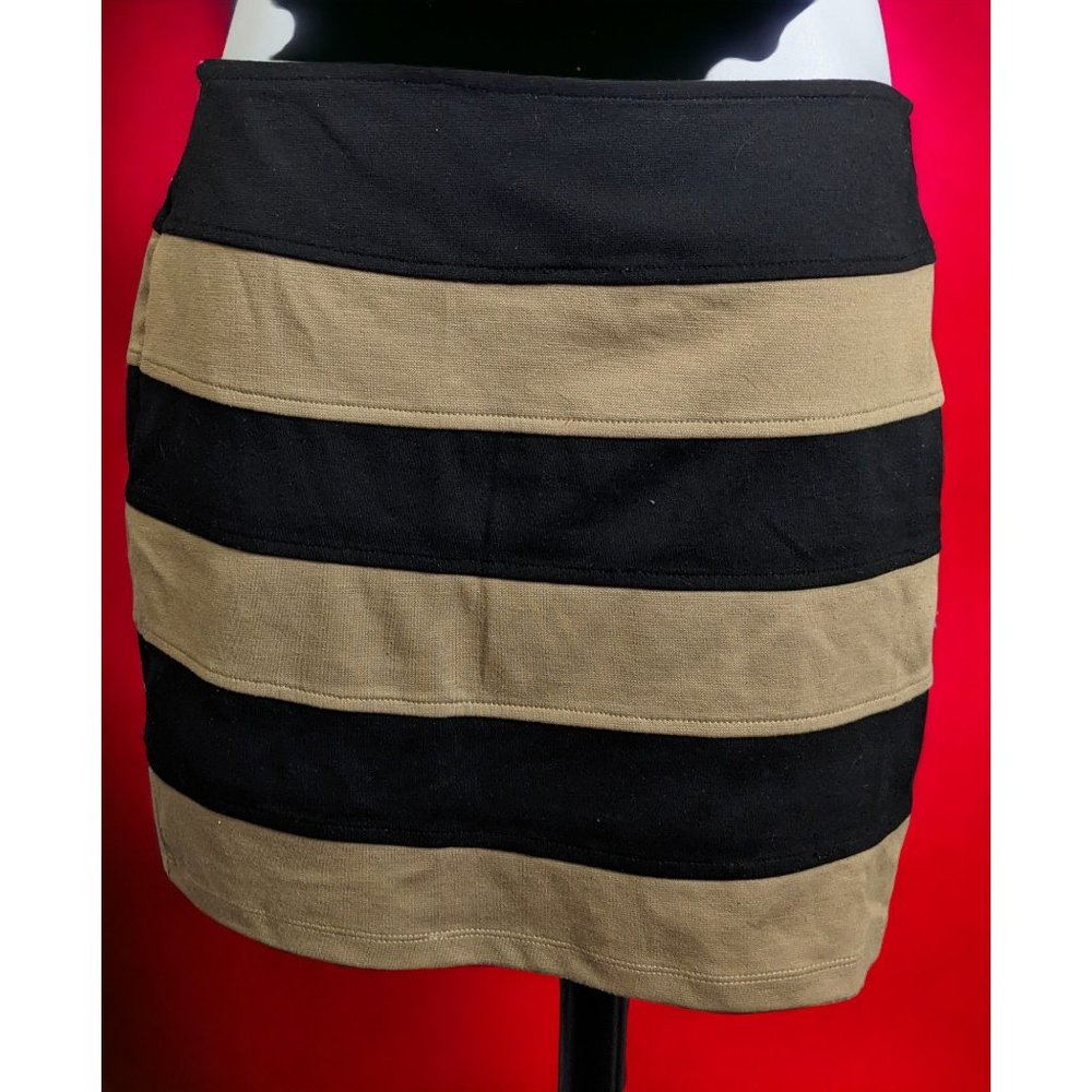 Basic House Striped Mini Skirt